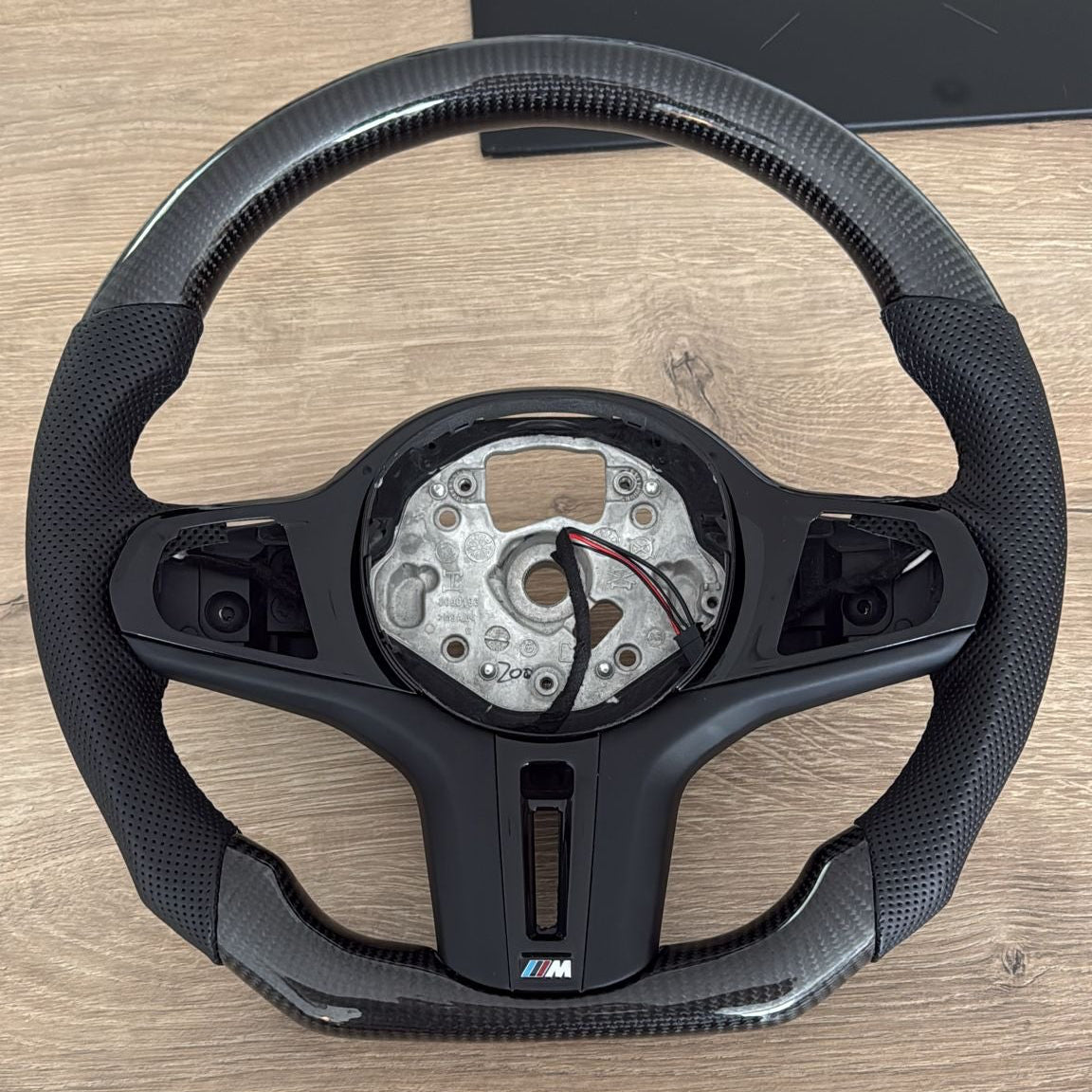 BMW Carbon Sportlenkrad für X6 M50i Bj. 2020